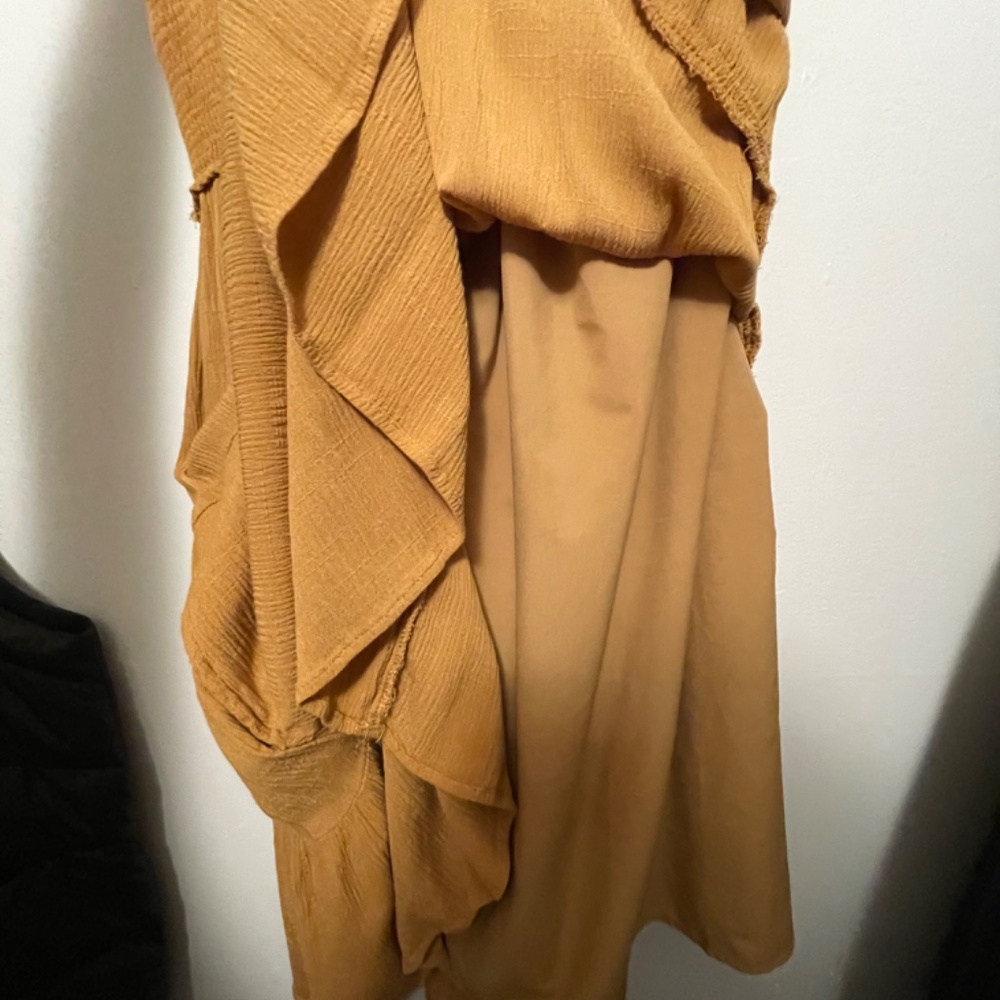 Dress - Picture 3 of 8